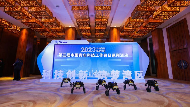 Python数据可视化报表制作：揭秘高效数据分析之道